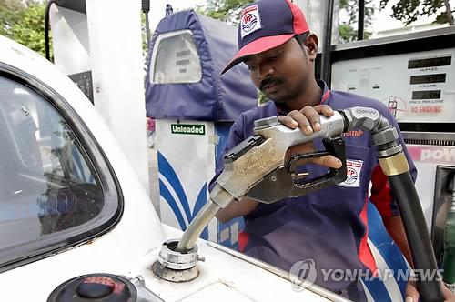 "인도, 몇 년간 미국산 원유 수입 10배 늘려"…에너지 외교 강화