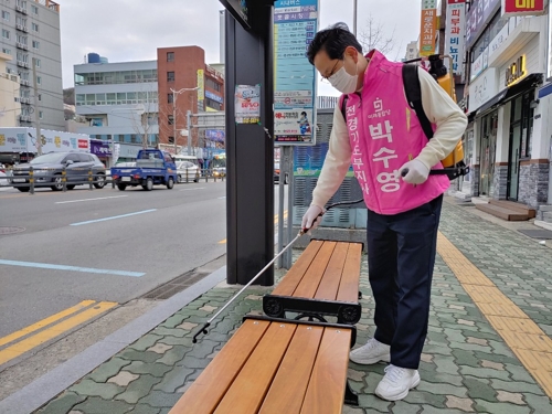 총선 주자 선거운동 대신 코로나19 차단 백가쟁명식 해법