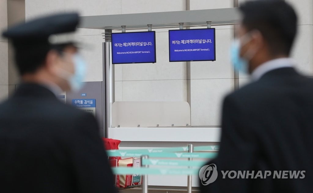 후베이성만 입국제한 역부족..."중국발 모든 입국자 격리조치 필요"