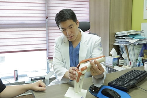 팔꿈치 통증 테니스엘보(Tennis elbow), PRP 치료로 호전가능