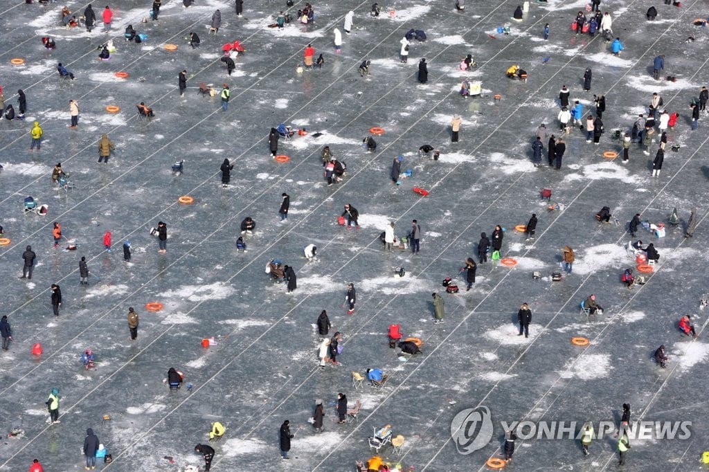 이외수, `화천산천어축제 비판` 환경장관에 "무책임 발언" 비판