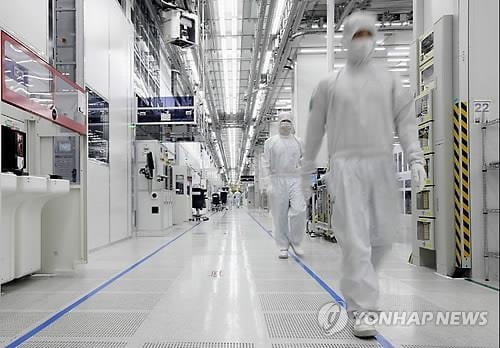 삼성·LG 일부 중국 공장 재가동 지연