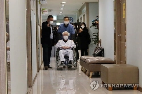 아내 살해 치매노인, 2심서 `집행유예`…"인간의 존엄성 고려"