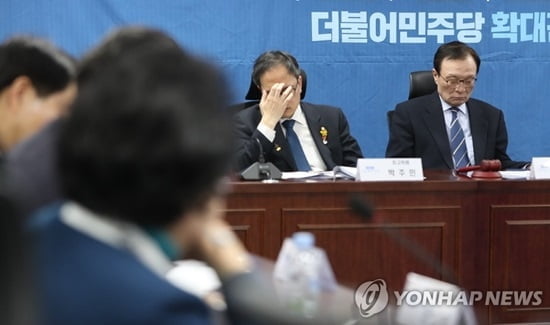 `임미리 고발` 역풍 맞은 민주당 결국 `취하`…후폭풍 여전