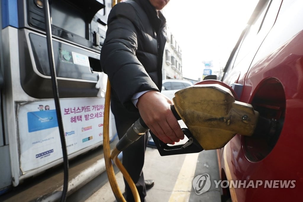 휘발유 가격, 3주 연속 내려…하락 폭도 확대