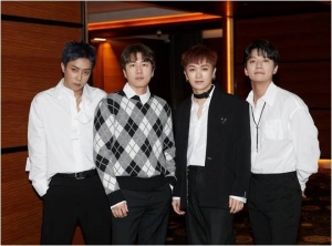 YG 측 &#34;젝스키스, 콘서트 예매·팬사인회 잠정 연기&#34;…신종 코로나바이러스 여파