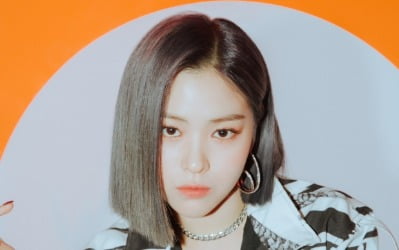 ITZY 류진, 심멎 카리스마 눈빛…'IT'z ME' 티저 공개