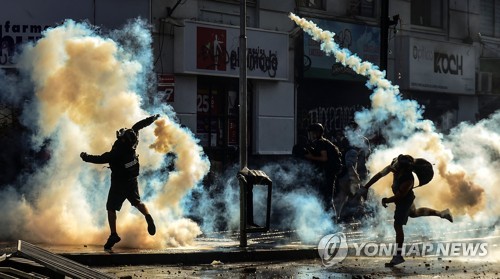 혼돈의 3월 앞둔 칠레…새 헌법 제정 찬반운동도 본격화