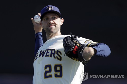 린드블럼, MLB 복귀 후 첫 선발 등판…2이닝 1실점 3K