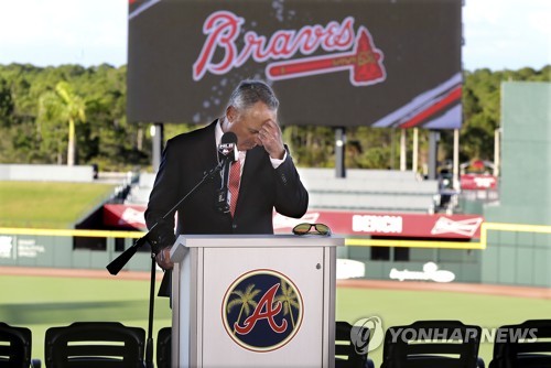 "WS트로피가 고작 금속 조각?"…커미셔너 실언에 MLB '부글부글'