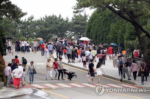 "안내판 엉망에 불친절한 언행, 관광도시부산 뼛속까지 바꿔야"