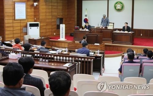 '신종코로나 확산' 아랑곳 않고 국외 출장 떠난 지방의회