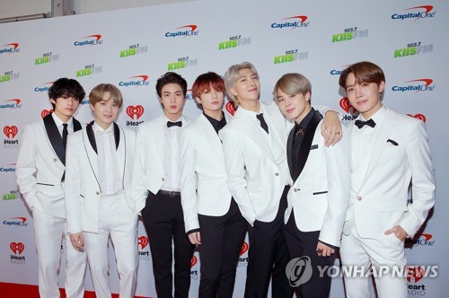 BTS 키워낸 빅히트 몸값 최소 2조…상장땐 단숨에 '엔터 대장주'