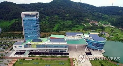 전남보건환경연구원 폐기물 보관 시설 미설치…2차 피해 우려