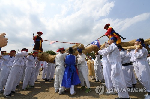 포근한 정월대보름, 흐리다 차차 맑아져…강원 영동 많은 눈