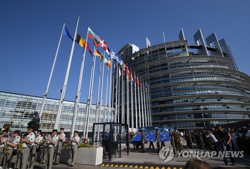 EU, 영국 공백 속 예산 전쟁 예고(종합)