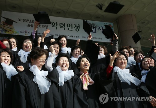 '다시 한글 깨칠 기회를' 춘천 성인문해교육 수강생 모집