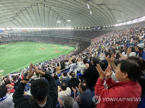 일본프로야구, 코로나19 우려에 29일부터 '무관중' 시범경기(종합)