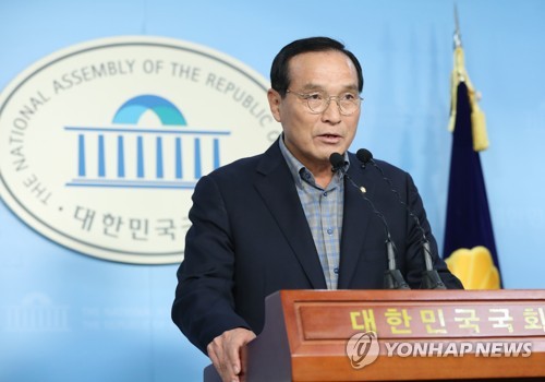 바른미래 김중로, 한국당행 검토…"제명되면 이적"