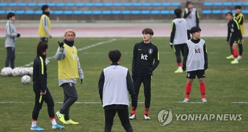 여자축구대표팀 벨 감독 "발목 통증 조소현, 보호 차원 제외"