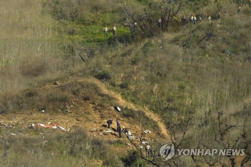 "코비 부녀 타고 있던 추락 헬기, 엔진 고장 흔적 없다"