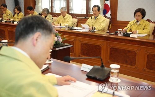 정총리 "中후베이성 2주내 방문 외국인, 4일부터 입국 전면금지"(종합)