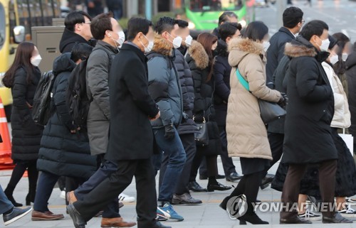 신종코로나 걱정에 올겨울 최강 한파까지…잔뜩 움츠린 출근길