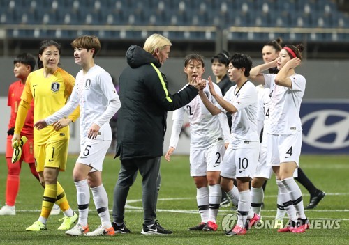 한국-중국 여자축구 PO, 4월 이후로 연기 '코로나19 여파'