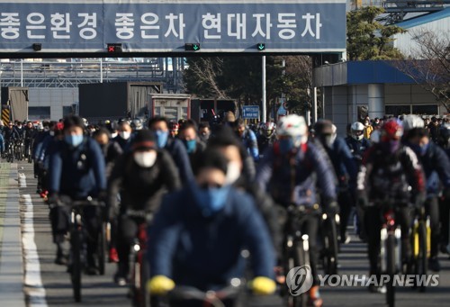 [코로나 경제현장]② 엎친데 덮친 車업계…철강·조선도 긴장