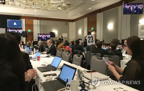 봉준호 "'기생충' 가장 한국적이어서 전 세계 매료한 듯"