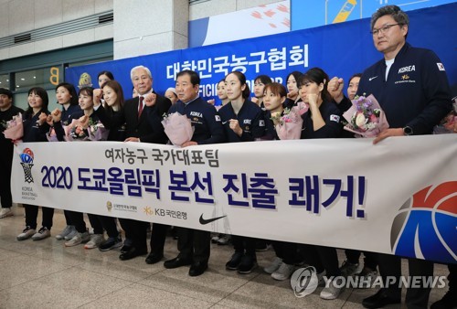 여자농구 이문규 감독 "혹사, 있을 수 없는 얘기…총력전 한 것"