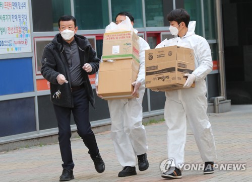 [르포] "짜이요"…중국 유학생 본격 입국, 대학도 신종코로나 비상