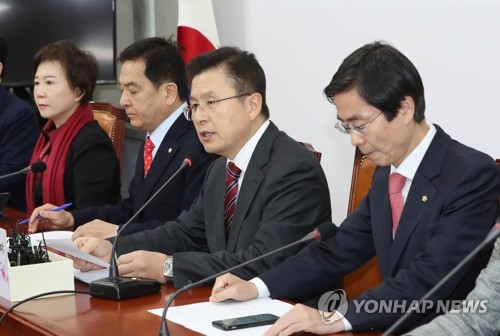 한국·새보수 "문대통령, 선거개입 '몸통'…수사받고 사과하라"(종합)