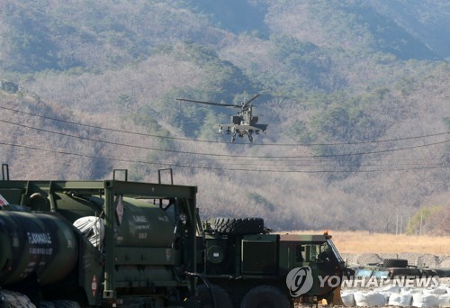 주한미군 아파치헬기 포항서 사격훈련