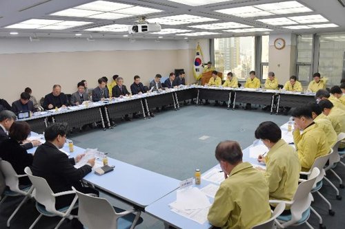 개강 앞두고 중국인 유학생 3천명 곧 부산행…격리 비상(종합)