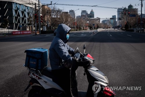 중국 코로나19 확산세 '주춤' 사흘째 신규 확진 2000명대