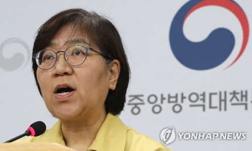 정부 "코로나19 새 국면…역학적 관계없는 환자 늘어날 수 있어"(종합)