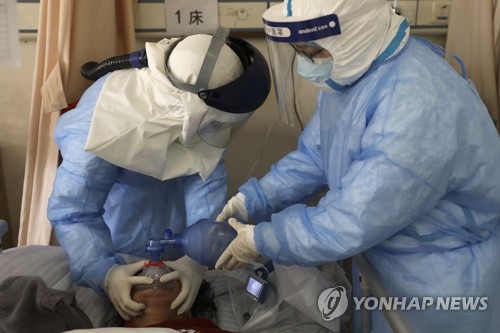 "日 신종플루·에볼라·HIV 3가지 약으로 코로나19 치료 시도"