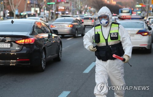 경찰 "신천지 교인 추적 위해 618명 투입…3명 소재불명"(종합)