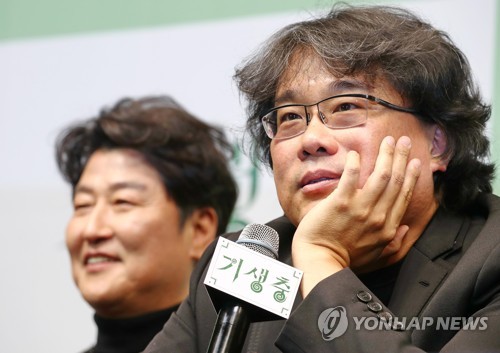 봉준호 "한국 독립영화와 주류산업간 좋은 충돌 일어날 것"