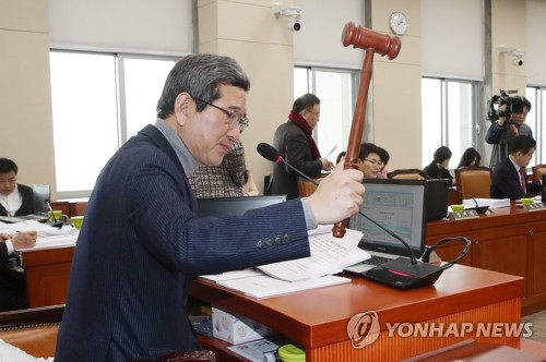 환노위, 1년 미만 근로자도 '연차 사용 촉진' 근로기준법 통과