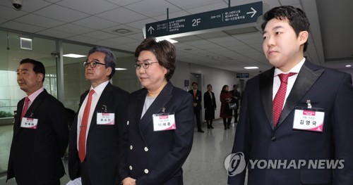 통합당 공관위, 수도권 '통합후보' 면접…'한국 vs 새보수' 경쟁