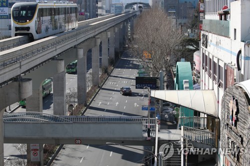 '휴장·폐쇄' 인적없는 전국 도심·관광지…적막감까지