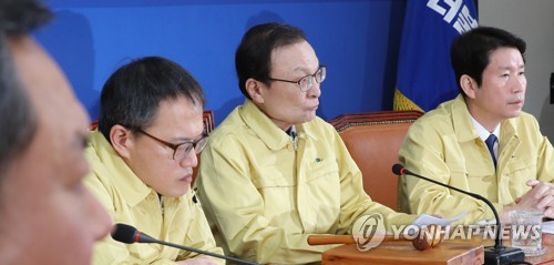 여 "신천지에 특단대책"…통합당 "중국전역 입국금지 확대"