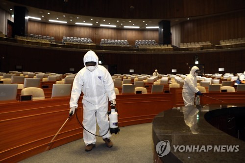 국회, 건물 방역조치 완료…"내일 오전 9시부터 정상기능"