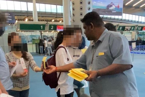 모리셔스 강제출국 신혼부부 "한국은 확진자수 2위라며 격리"(종합)