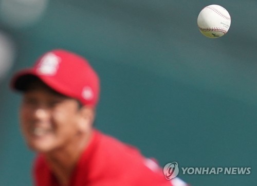 '최고 151㎞' 김광현, 첫 MLB 선발 등판…2이닝 퍼펙트 3K