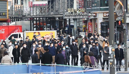 정부 마스크보급 '우왕좌왕'…"주말까지 1∼2일 더 걸려야 해소"