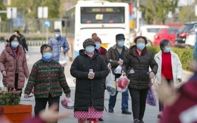 '우왕좌왕' 우한, 도시 봉쇄 완화했다가 2시간만에 취소