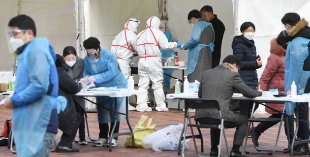 [속보] 울산 25번째 확진자 발생…신천지 예배 본 대학생